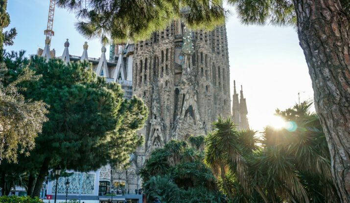 Luxurious Summer Experiences in Barcelona Your Ultimate Guide » Luxurious Summer Experiences in Barcelona: Your Ultimate Guide