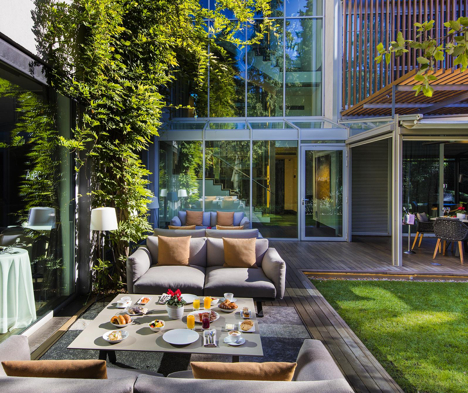 ABaC Restaurante para Enjoy The Ride » Must-Try Michelin-Star Restaurants in Barcelona Worth Visiting